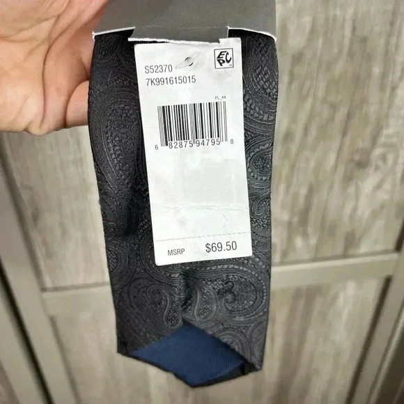 Michael Kors Neck Tie Paisley Embossed 76 x 3 NEW - Picture 5 of 7